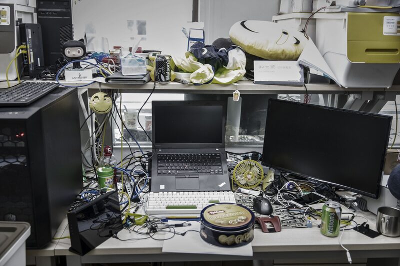 La decisión avanza en la campaña de una década de China para sustituir la tecnología importada por alternativas locales, un amplio esfuerzo para reducir su dependencia de rivales geopolíticos como Estados Unidos. La decisión avanza en la campaña de una década de China para sustituir la tecnología importada por alternativas locales, un amplio esfuerzo para reducir su dependencia de rivales geopolíticos como Estados Unidos.