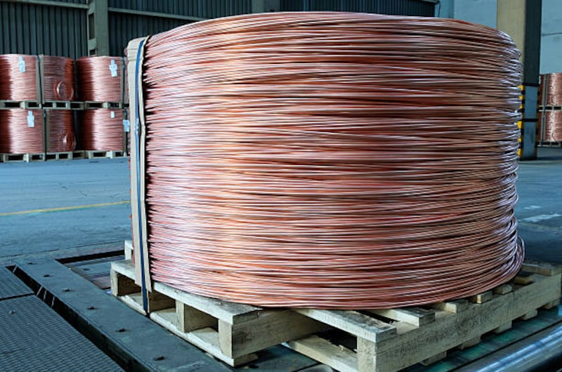 Las siderúrgicas chinas se ven obligadas a recortar la producción a medida que se agrava la recesión del sector. Las siderúrgicas chinas se ven obligadas a recortar la producción a medida que se agrava la recesión del sector.