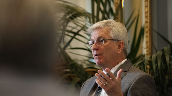 Waller dice que la Fed puede “observar y ver” cómo se tensan los mercados financieros Waller dice que la Fed puede “observar y ver” cómo se tensan los mercados financieros