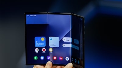 Samsung presenta su teléfono plegable más ambicioso antes del debut del iPhone flexible Samsung presenta su teléfono plegable más ambicioso antes del debut del iPhone flexible