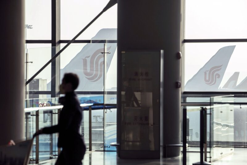 Air China teve seis infecções detectadas em um voo de Frankfurt para a cidade de Changchun, no nordeste da China Air China teve seis infecções detectadas em um voo de Frankfurt para a cidade de Changchun, no nordeste da China