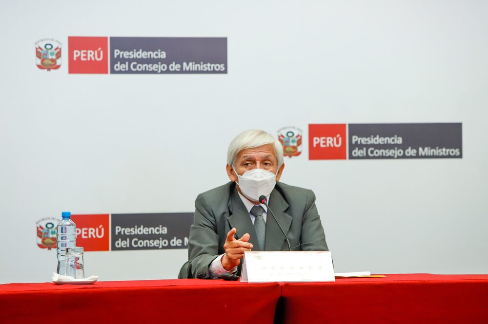 Eduardo González Toro, ministro de Energía y Minas de Perú. Eduardo González Toro, ministro de Energía y Minas de Perú.