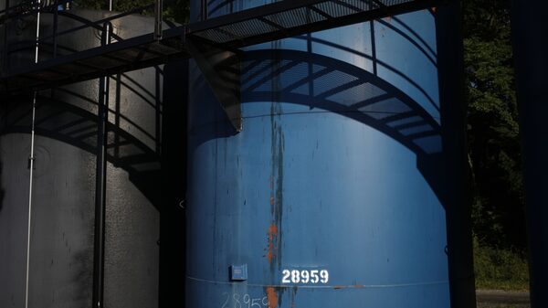 El petróleo sube luego de que China suavizara sus reglas de viaje por el Covid El petróleo sube luego de que China suavizara sus reglas de viaje por el Covid