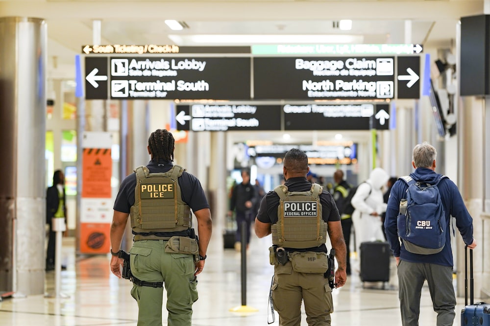 Trump Says He'll Send ICE Agents To Airports If DHS Remains Unfunded Trump Says He'll Send ICE Agents To Airports If DHS Remains Unfunded