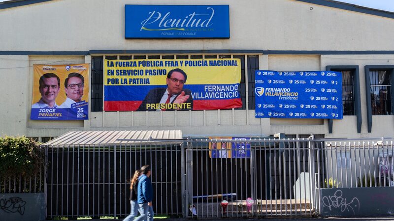 Eleição no Equador: violência assombra candidato que substituiu colega assassinado Eleição no Equador: violência assombra candidato que substituiu colega assassinado