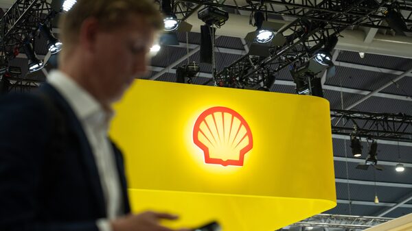Shell recortará en un 20% los puestos de empleo de su equipo de acuerdos Shell recortará en un 20% los puestos de empleo de su equipo de acuerdos