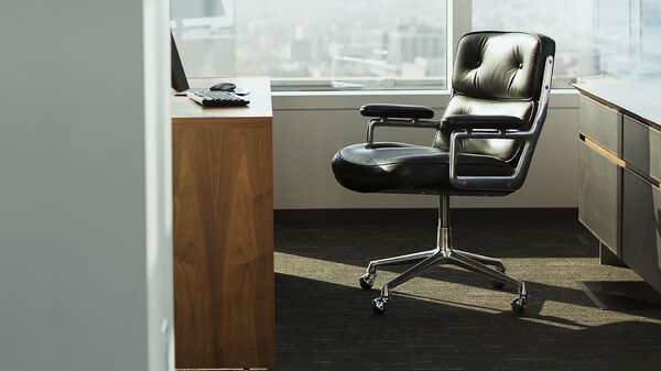 Los CEO dirigen las empresas a distancia, incluso cuando los trabajadores vuelven a la oficina Los CEO dirigen las empresas a distancia, incluso cuando los trabajadores vuelven a la oficina