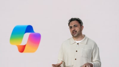Jefe de IA de Microsoft advierte sobre los riesgos de dar rasgos humanos a Claude Jefe de IA de Microsoft advierte sobre los riesgos de dar rasgos humanos a Claude