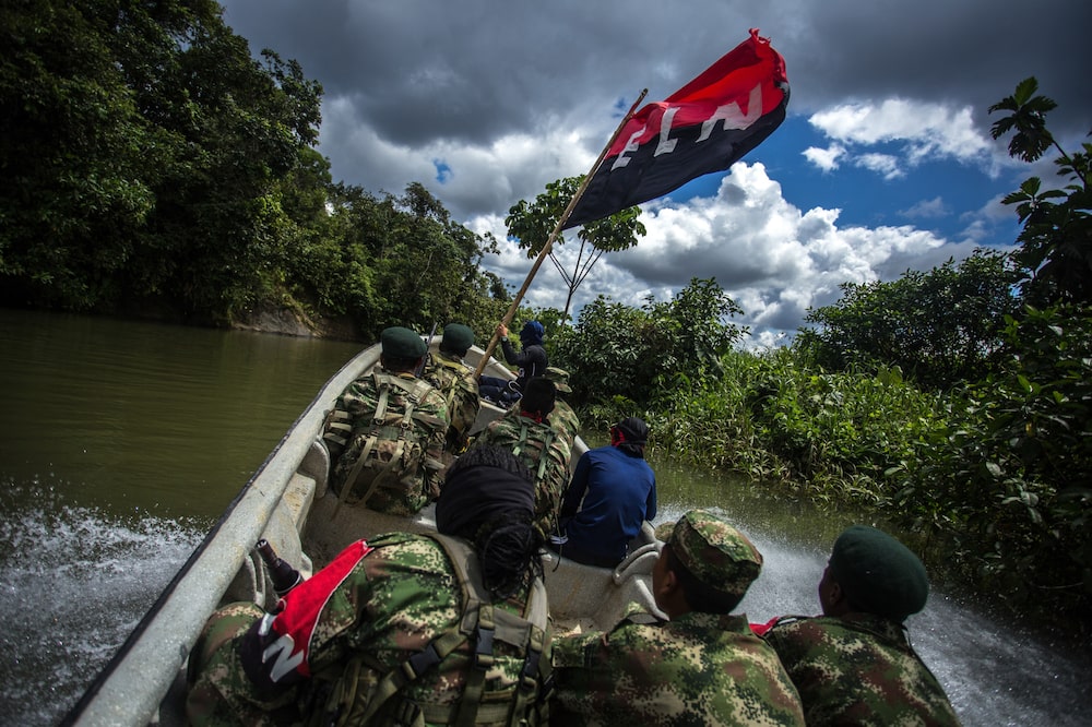 En enero de 2025 enfrentamientos entre la narcoguerrilla del ELN y las disidencias de las FARC obligaron al desplazamiento de unos 20 mil habitantes del Catatumbo. En enero de 2025 enfrentamientos entre la narcoguerrilla del ELN y las disidencias de las FARC obligaron al desplazamiento de unos 20 mil habitantes del Catatumbo.
