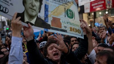 Ajuste fiscal y dolarización que propone Milei se ven complicados: Barclays Ajuste fiscal y dolarización que propone Milei se ven complicados: Barclays