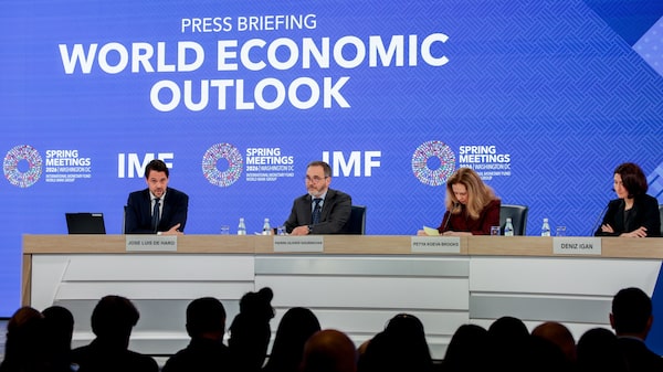 FMI recorta previsión de crecimiento mundial y alerta sobre riesgo de recesión por la crisis petrolera FMI recorta previsión de crecimiento mundial y alerta sobre riesgo de recesión por la crisis petrolera
