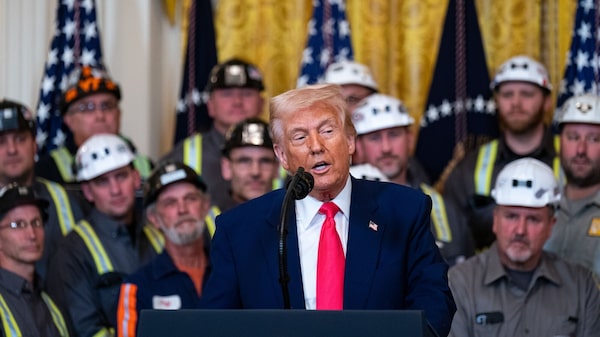 Trump ordenará al Pentágono que compre energía de carbón para reactivar la industria Trump ordenará al Pentágono que compre energía de carbón para reactivar la industria