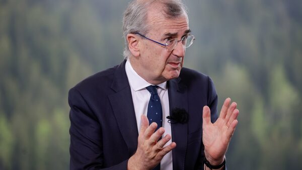 Banco Central Europeu não deveria excluir corte de juros em julho, diz diretor Banco Central Europeu não deveria excluir corte de juros em julho, diz diretor