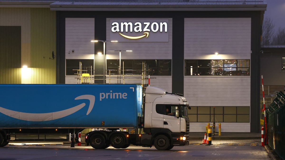 Comprar acciones de Amazon: proyección para el cierre de 2026 y las señales que sigue Wall Street