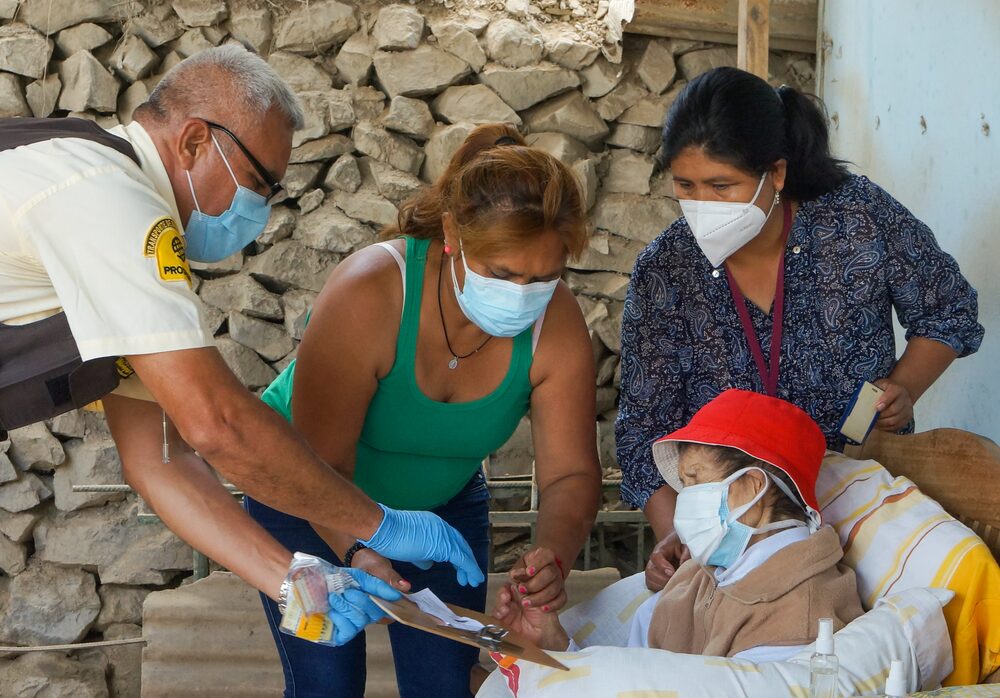 Yanapay Perú: los detalles sobre el bono de 350 soles que recibirían más de 13,5 millones de peruanos. Yanapay Perú: los detalles sobre el bono de 350 soles que recibirían más de 13,5 millones de peruanos.