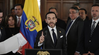 Primer cambio ministerial de la era De la Espriella: sale Viviane Morales y llega Myriam Hoyos Primer cambio ministerial de la era De la Espriella: sale Viviane Morales y llega Myriam Hoyos