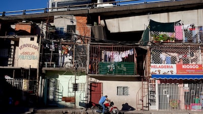 Qué dice la ley de propiedad privada que impulsa Milei en el Congreso: desde barrios populares a desalojos Qué dice la ley de propiedad privada que impulsa Milei en el Congreso: desde barrios populares a desalojos