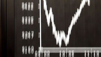 La Estrategia del Día: ¿Ya se ve el nearshoring? Traxión se desploma, ETFs cripto y un ‘ídolo’ a prisión La Estrategia del Día: ¿Ya se ve el nearshoring? Traxión se desploma, ETFs cripto y un ‘ídolo’ a prisión