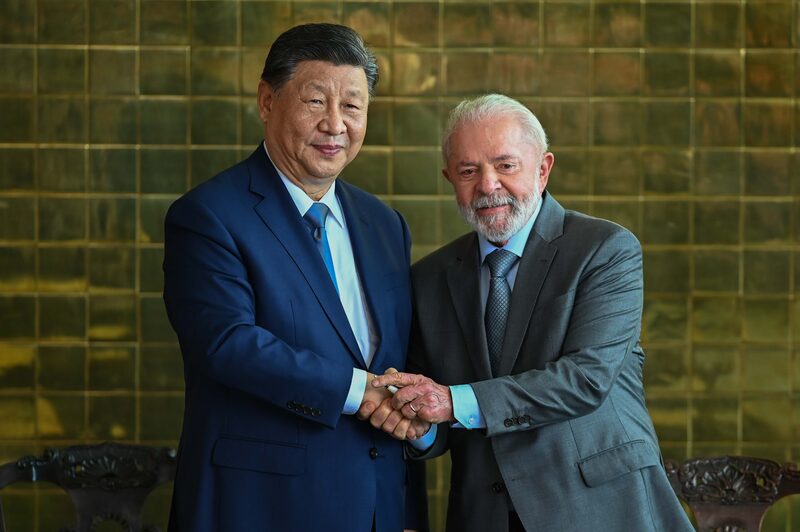 President Lula Hosts Chinese Counterpart Xi Jinping President Lula Hosts Chinese Counterpart Xi Jinping