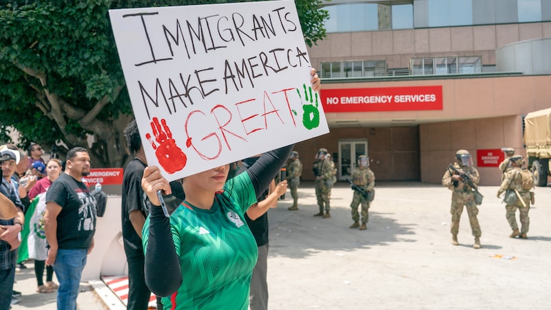 La Fed asegura que la caída de la inmigración en EE.UU. está sobrevalorada en las encuestas La Fed asegura que la caída de la inmigración en EE.UU. está sobrevalorada en las encuestas