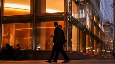 Goldman ve un futuro incierto para los mandos intermedios de Wall Street ante el avance de la IA Goldman ve un futuro incierto para los mandos intermedios de Wall Street ante el avance de la IA