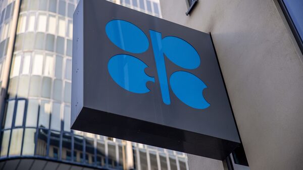 La OPEP+ dice que la reunión retrasada se celebrará en línea; el crudo cae La OPEP+ dice que la reunión retrasada se celebrará en línea; el crudo cae