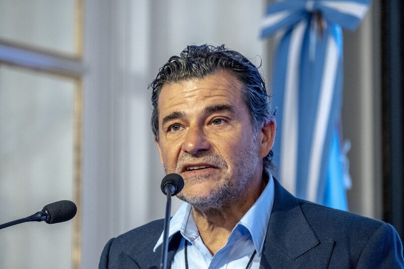 Los tres puntos que marcó Galuccio para continuar el desarrollo de Vaca Muerta. Los tres puntos que marcó Galuccio para continuar el desarrollo de Vaca Muerta.