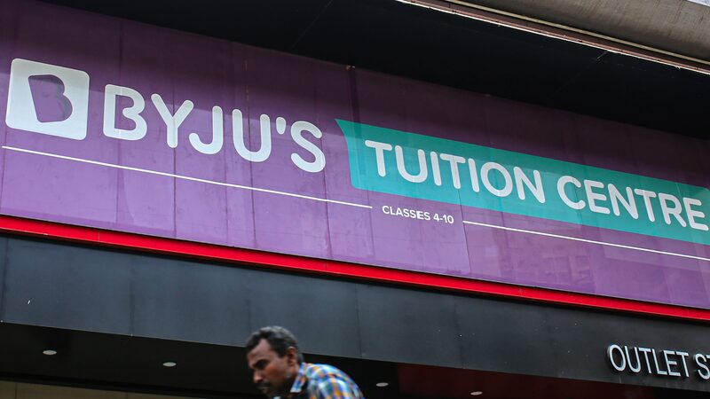 Ele fundou a maior edtech do mundo e ficou bilionário. Agora perdeu o controle Ele fundou a maior edtech do mundo e ficou bilionário. Agora perdeu o controle