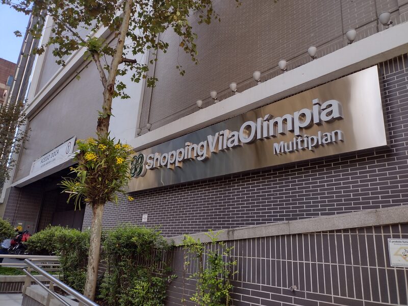 Shopping Vila Olímpia, um dos 50 centros comerciais administrados pela Multiplan, tem taxa de ocupação de 77%;  volta do trabalho nos escritórios da região contribui para o maior fluxo, segundo CFO Shopping Vila Olímpia, um dos 50 centros comerciais administrados pela Multiplan, tem taxa de ocupação de 77%;  volta do trabalho nos escritórios da região contribui para o maior fluxo, segundo CFO