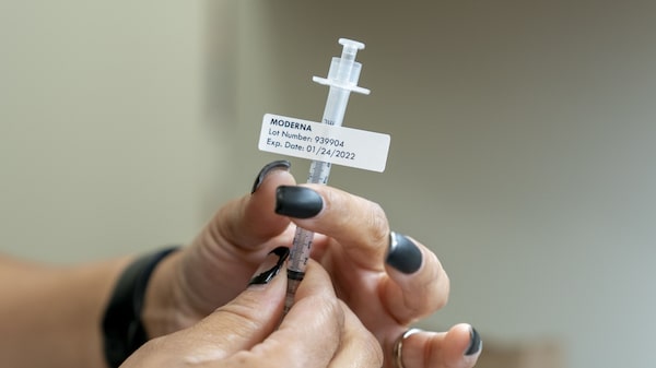 Moderna y BioNTech caen mientras otros refugios de inversión sustituyen a vacunas Moderna y BioNTech caen mientras otros refugios de inversión sustituyen a vacunas