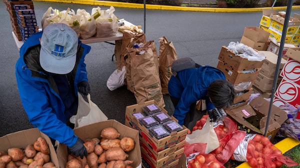 Recortes de Trump amenazan seguridad social de EE.UU. en medio de una alerta económica Recortes de Trump amenazan seguridad social de EE.UU. en medio de una alerta económica
