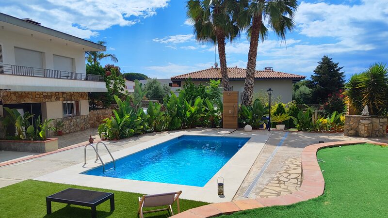 Startup espanhola atrai investidores para crescer como o ‘Airbnb das piscinas’ Startup espanhola atrai investidores para crescer como o ‘Airbnb das piscinas’