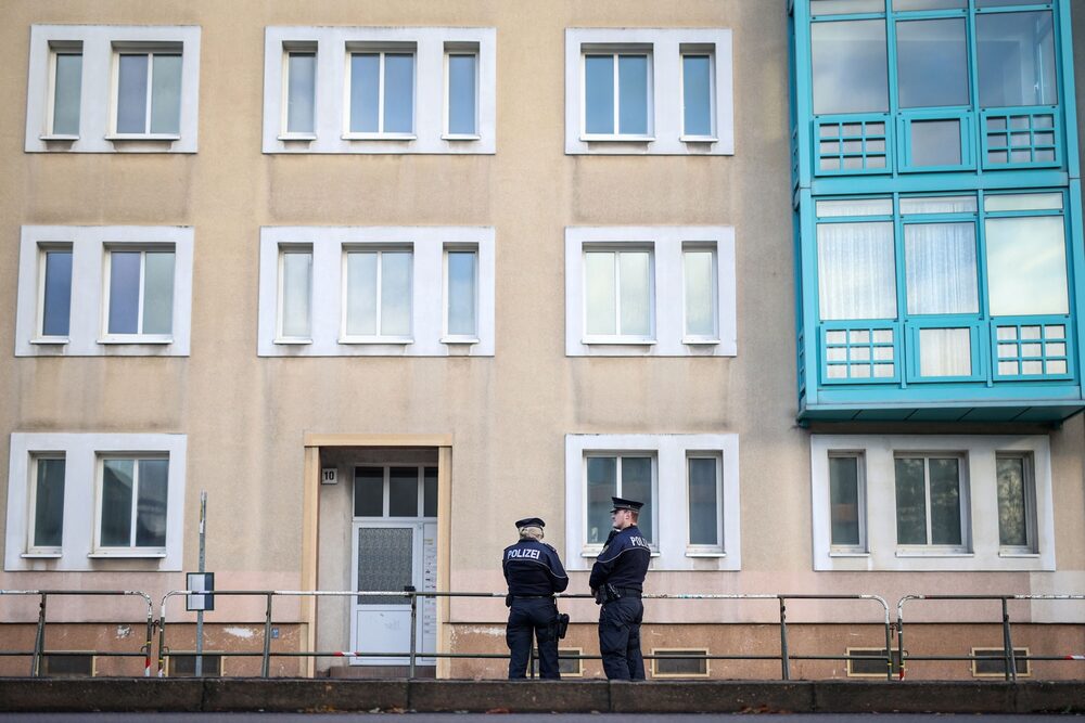 Scholz asiste a la inauguración de una sinagoga en Dessau Scholz asiste a la inauguración de una sinagoga en Dessau