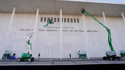 Trump es demandado por cambiar el nombre del Kennedy Center sin la aprobación del Congreso Trump es demandado por cambiar el nombre del Kennedy Center sin la aprobación del Congreso