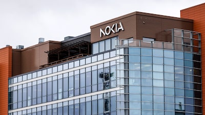 Nokia supera previsiones de ganancias impulsada por la demanda de equipos para centros de datos de IA Nokia supera previsiones de ganancias impulsada por la demanda de equipos para centros de datos de IA