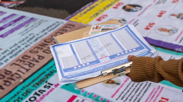 México elige mediante el voto a jueces entre candidatos poco conocidos México elige mediante el voto a jueces entre candidatos poco conocidos