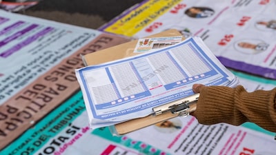 Aliados de Sheinbaum buscan reglas más estrictas para elegir a los jueces de México Aliados de Sheinbaum buscan reglas más estrictas para elegir a los jueces de México