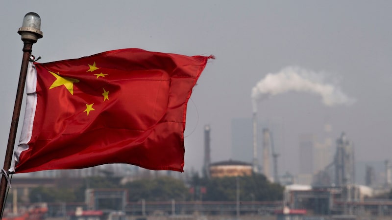 China eleva la competencia con EE.UU. al pedir a sus empresas que desafíen las sanciones China eleva la competencia con EE.UU. al pedir a sus empresas que desafíen las sanciones