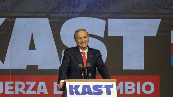 José Antonio Kast ficha a destacados asesores económicos para la segunda vuelta en Chile José Antonio Kast ficha a destacados asesores económicos para la segunda vuelta en Chile