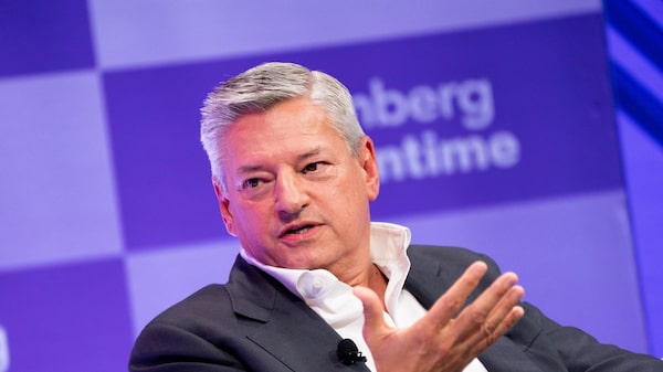 Co-CEO da Netflix admite crescimento abaixo do desejado e amplia aposta em ao vivo e IA Co-CEO da Netflix admite crescimento abaixo do desejado e amplia aposta em ao vivo e IA