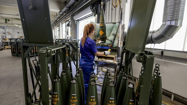 Ações do setor de defesa têm impulso na Europa com Trump e tensão sobre Ucrânia Ações do setor de defesa têm impulso na Europa com Trump e tensão sobre Ucrânia