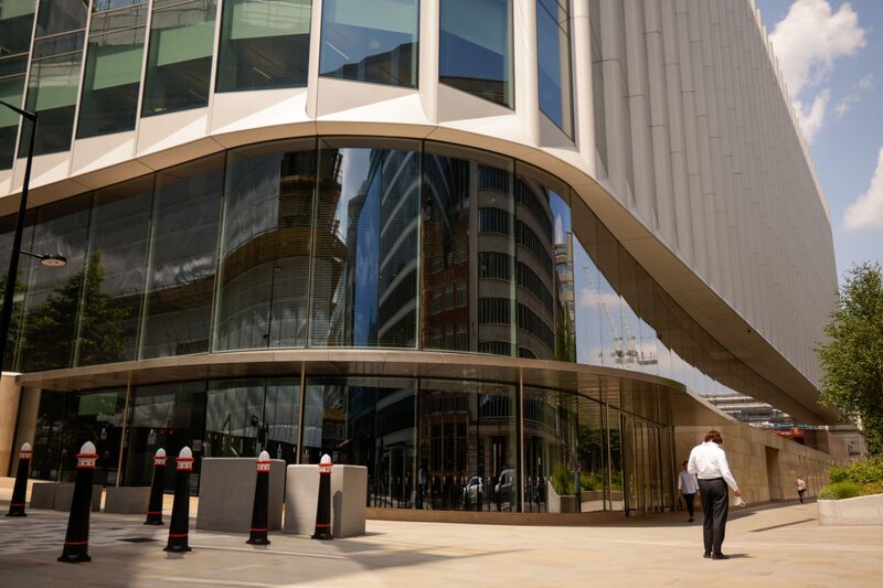 Reino Unido mostra preocupação com novas variantes da Covid-19 Reino Unido mostra preocupação com novas variantes da Covid-19