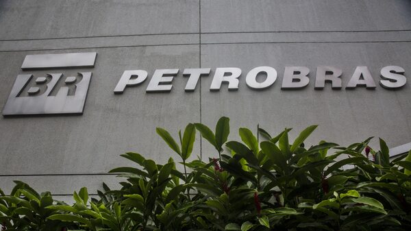 Petrobras sube precio del diésel pese a críticas de Bolsonaro Petrobras sube precio del diésel pese a críticas de Bolsonaro