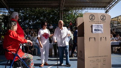 Eleições na Colômbia colocam em jogo o modelo econômico e as relações com os EUA Eleições na Colômbia colocam em jogo o modelo econômico e as relações com os EUA