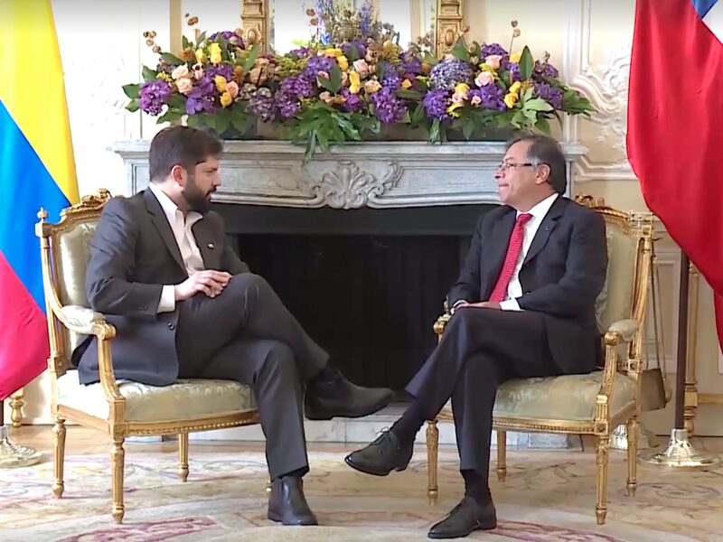 Encontro dos presidentes Gustavo Petro (Colômbia) e Gabriel Boric (Chile), de esquerda Encontro dos presidentes Gustavo Petro (Colômbia) e Gabriel Boric (Chile), de esquerda