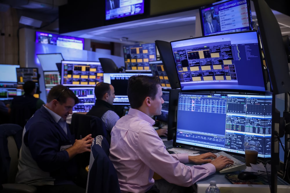 Traders work on the floor at the New York Stock Exchange (NYSE) in New York, US, on Monday, Aug. 31, 2026. A flare-up in geopolitical risks sent stocks and bonds lower as oil climbed, raising concerns about inflationary pressures that could make the Federal Reserve raise interest rates. Photographer: Michael Nagle/Bloomberg Traders work on the floor at the New York Stock Exchange (NYSE) in New York, US, on Monday, Aug. 31, 2026. A flare-up in geopolitical risks sent stocks and bonds lower as oil climbed, raising concerns about inflationary pressures that could make the Federal Reserve raise interest rates. Photographer: Michael Nagle/Bloomberg