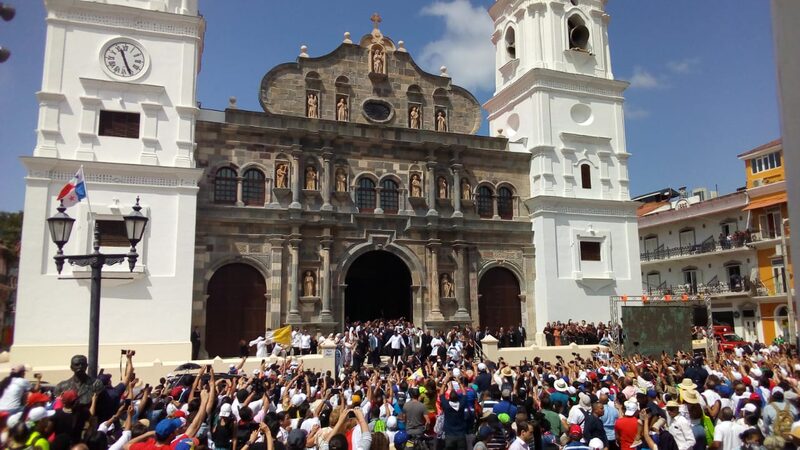 El altar de esta basílica fue consagrado en el 2019 por el Papa Francisco. El altar de esta basílica fue consagrado en el 2019 por el Papa Francisco.