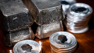 Comerciante chino que ganó US$3.000 millones con el oro apuesta fuerte contra la plata Comerciante chino que ganó US$3.000 millones con el oro apuesta fuerte contra la plata