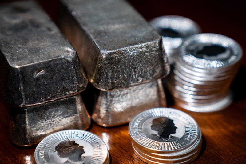 Comerciante chino que ganó US$3.000 millones con el oro apuesta fuerte contra la plata Comerciante chino que ganó US$3.000 millones con el oro apuesta fuerte contra la plata