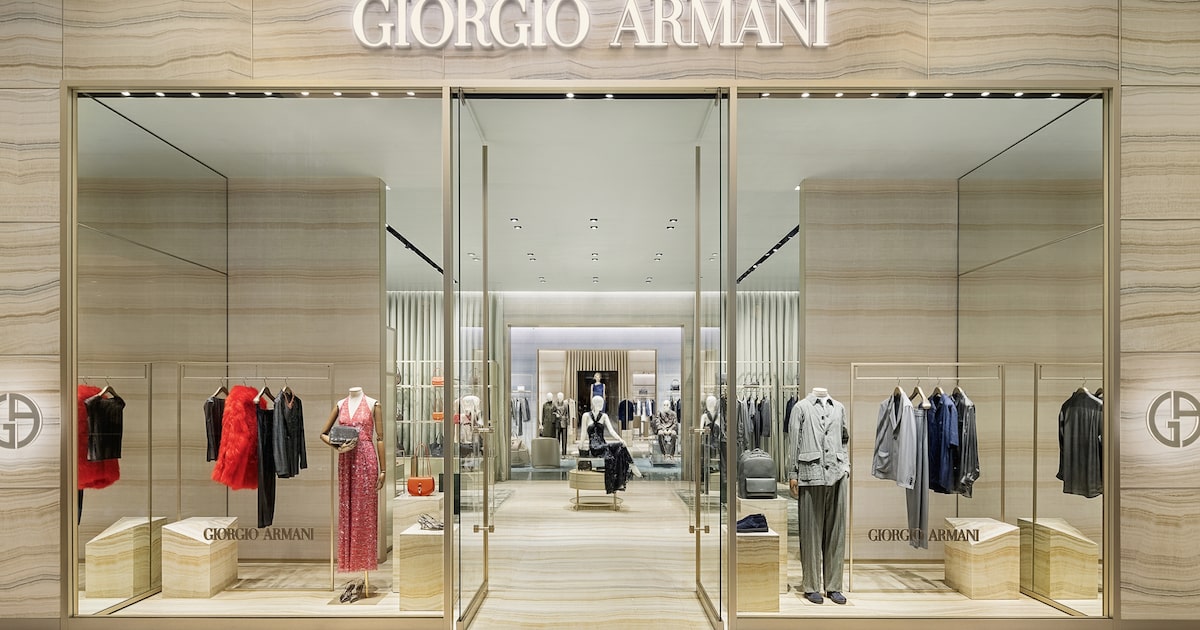 Armani avalia venda de participação de 15% a mais de um sócio estratégico, diz CEO